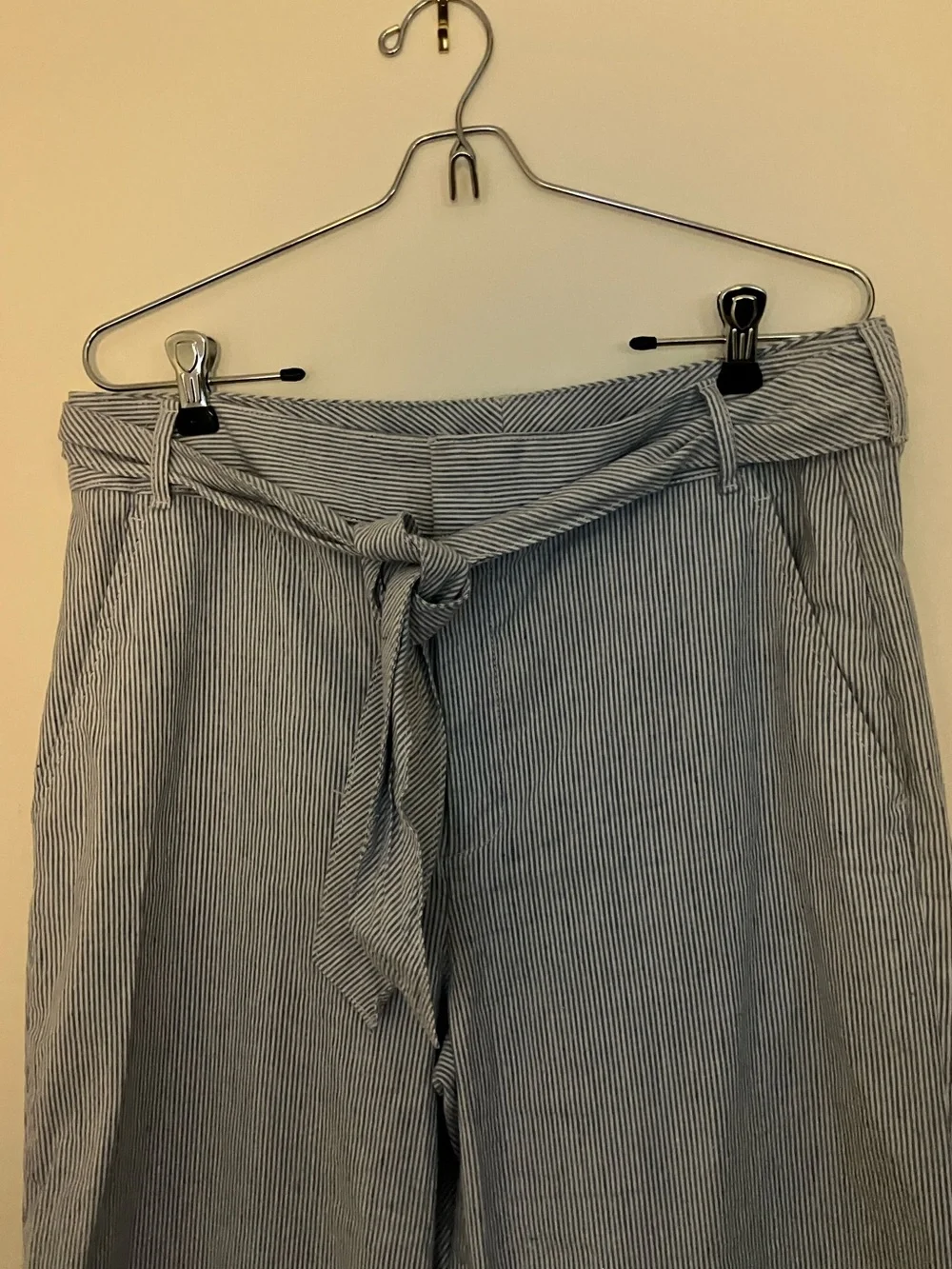 LIKE NEW! BANANA REPUBLIC BLUE PINSTRIPE WIDE-LEG TIE WAIST LINEN  PANTS SIZE 12